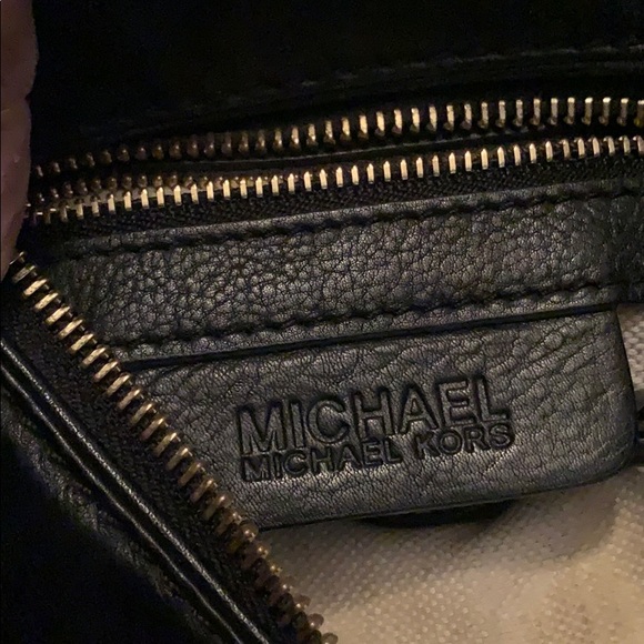 Purse - Picture 2 of 3